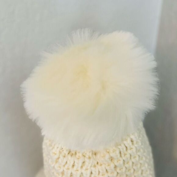 KYI KYI Faux Fur Pompom Classic Wool Beanie Hat, Ivory, One Size, NWT - Picture 9 of 9